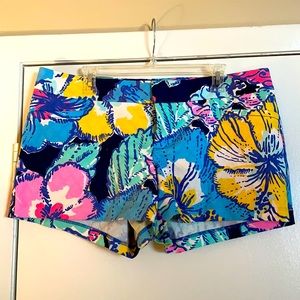 Lilly Pulitzer Ellie Shorts size 14